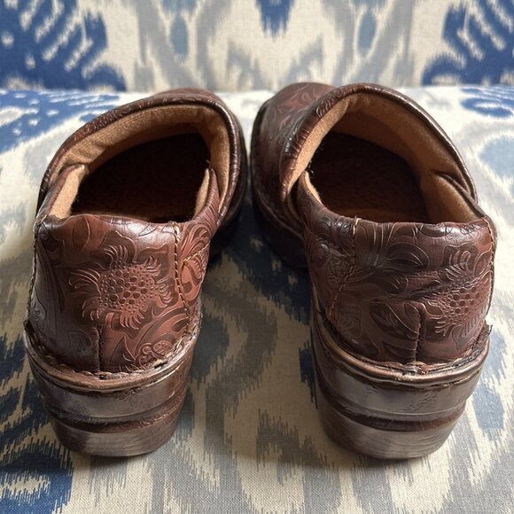 boc Born Concept Brown Embossed Peggy Clogs 7W Man Made Materials SOLD - Picture 4 of 16